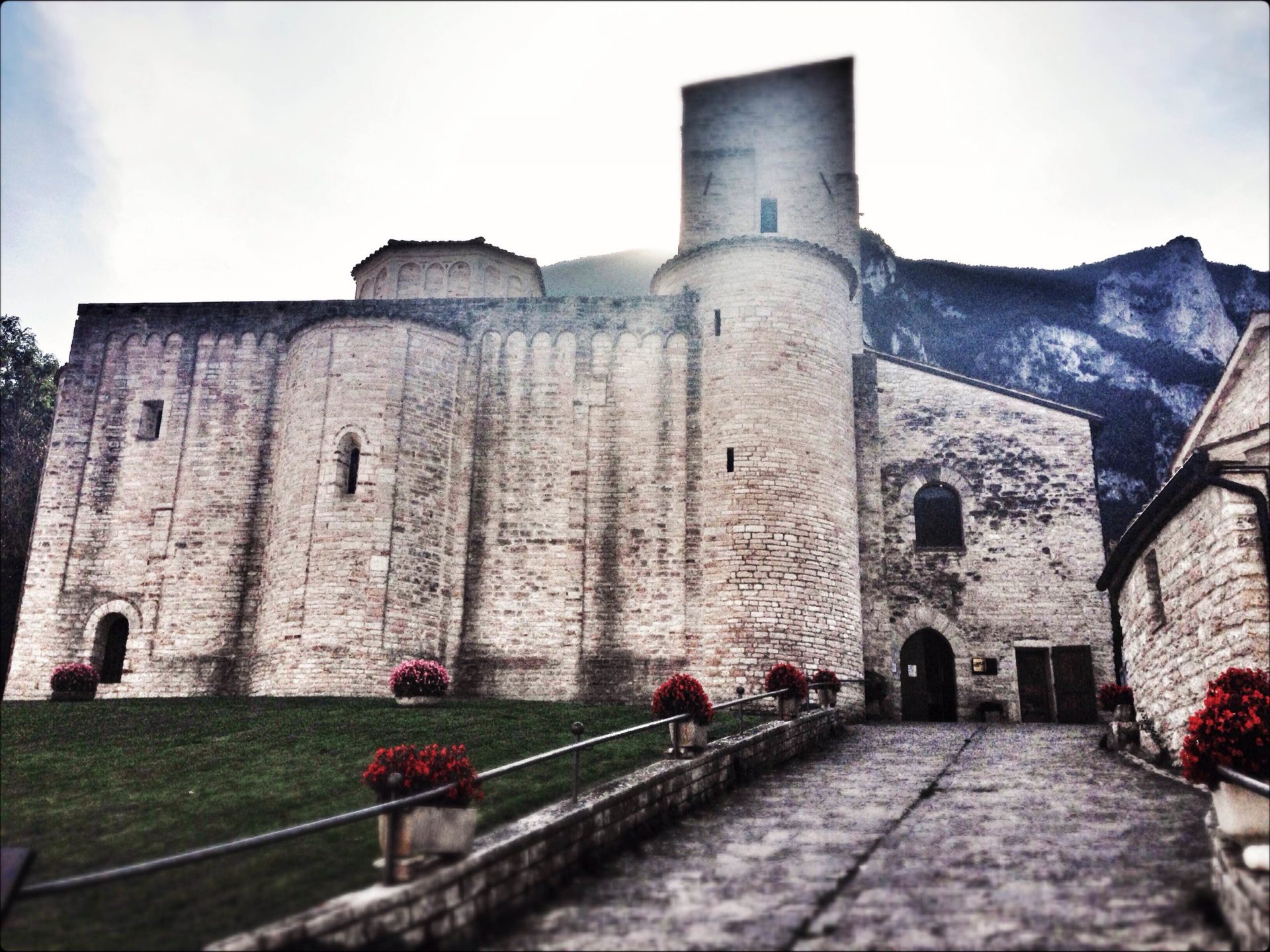 San Vittore delle Chiuse: magical legends and a poetic environment